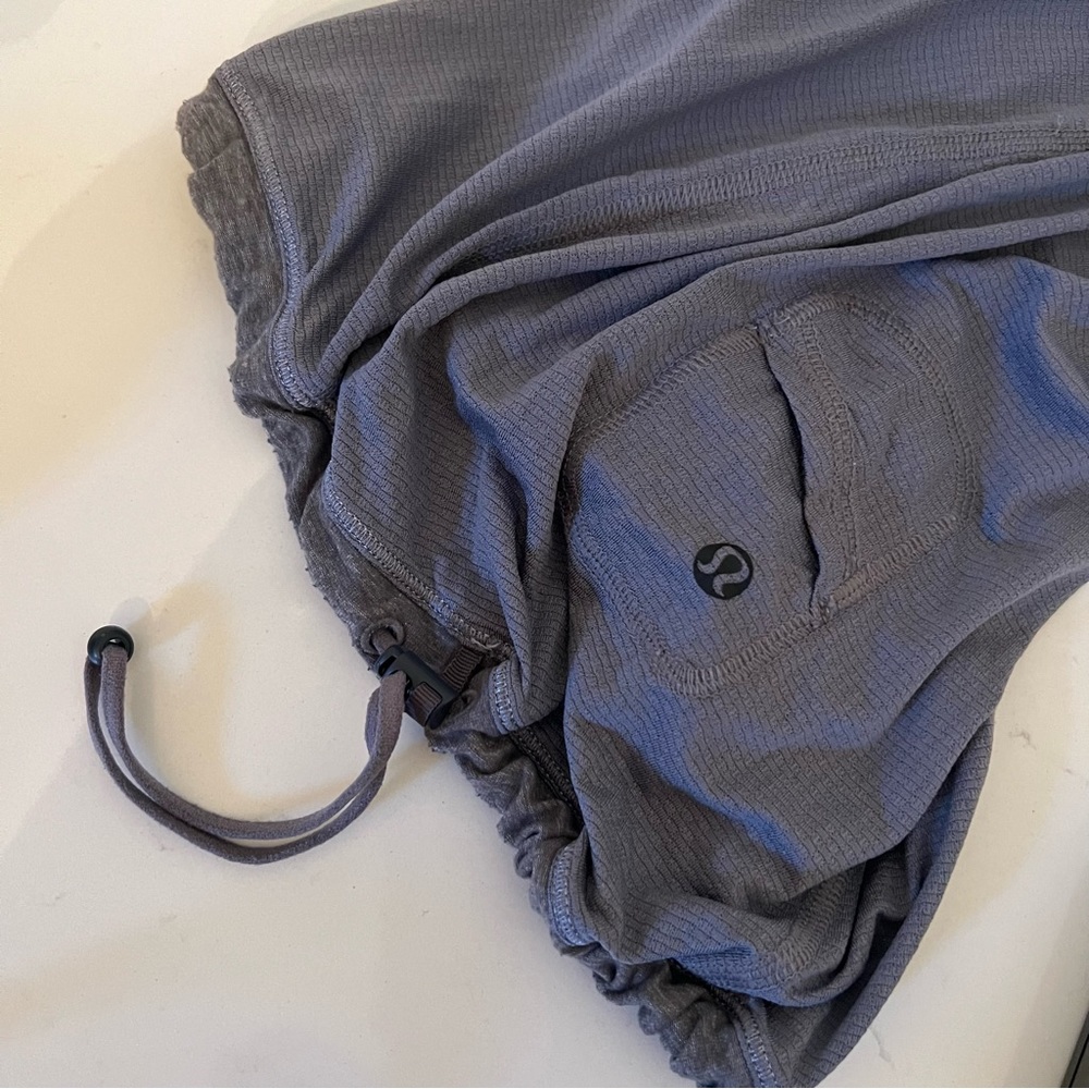 RARE LULULEMON Run: Back On Track Short Sleeve 4